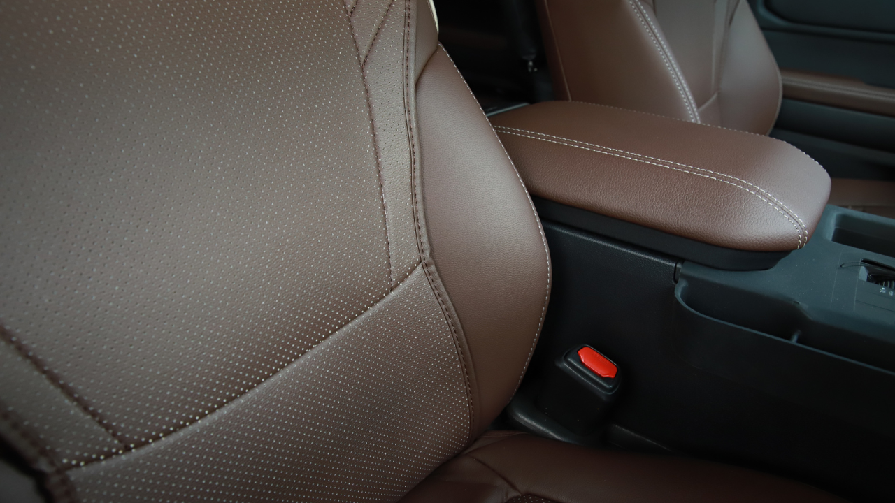 背もたれのサイド