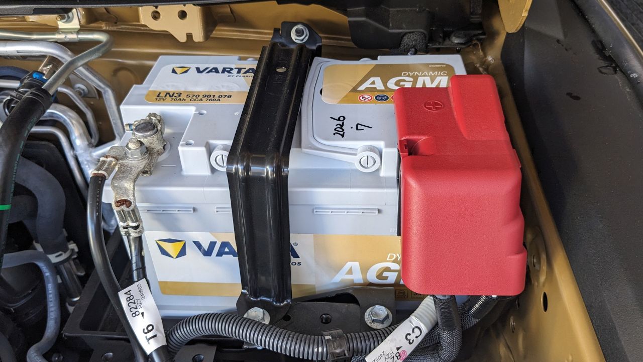 ランクル250 VARTA バッテリー