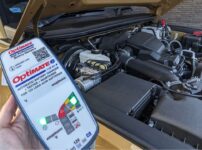 ランクル250とバッテリー充電